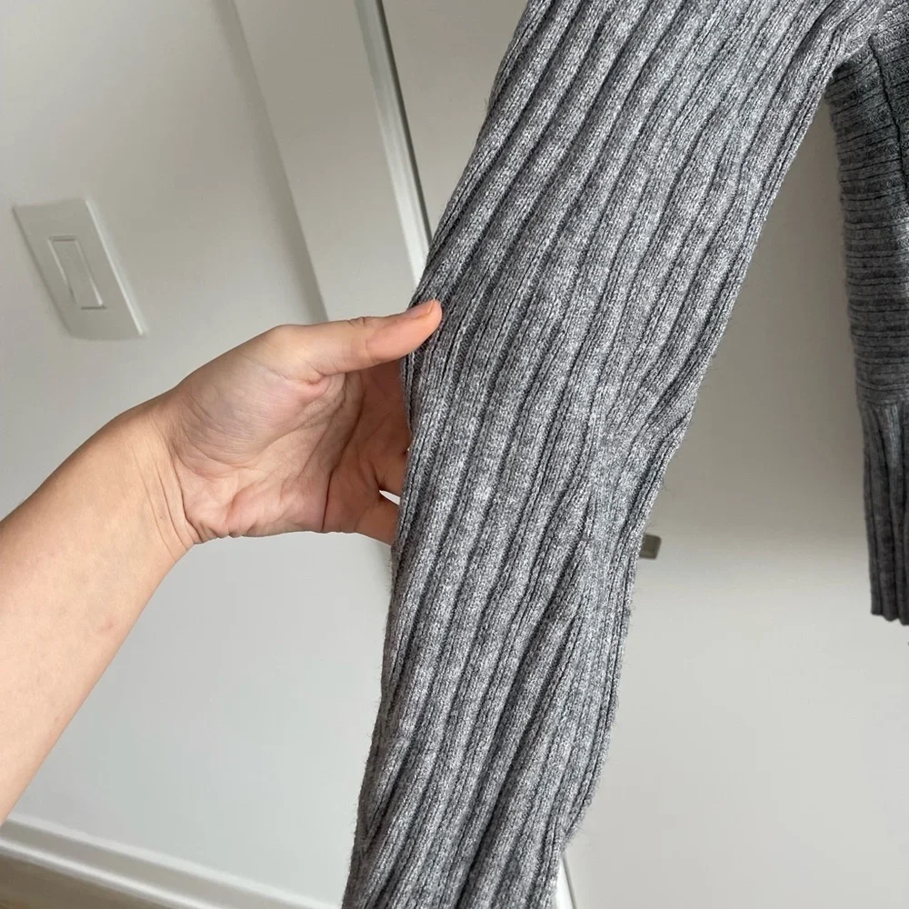 Anthropologie Gray Turtleneck Ribbed Sweater